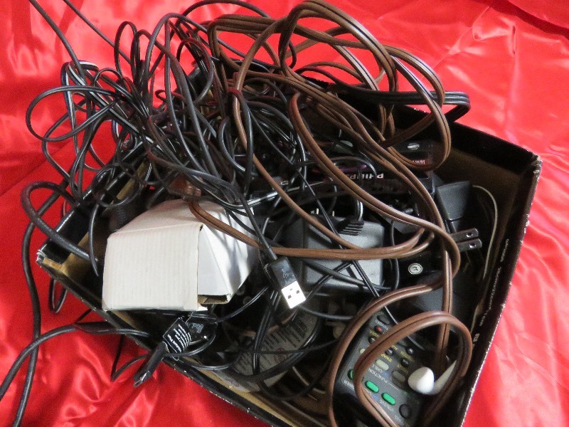 lot 103 image: electronic lot