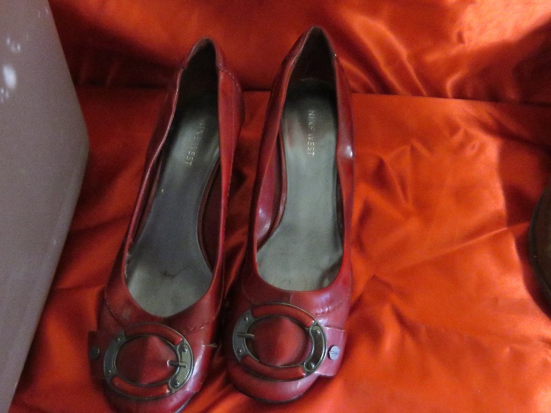 lot 136 image: Womens Shoes and Boots