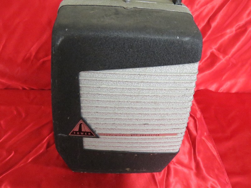lot 138 image: Tower 8 mm Projector