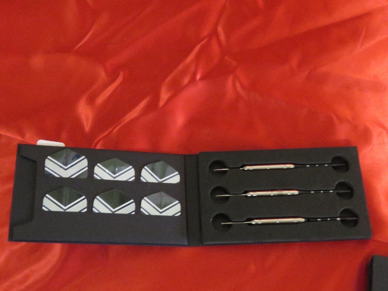 lot 147 image: Dart Set