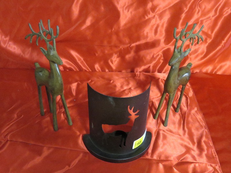 lot 158 image: Deer Dcor