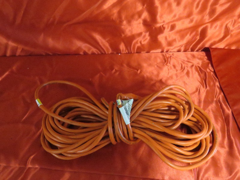lot 174 image: Extension cord