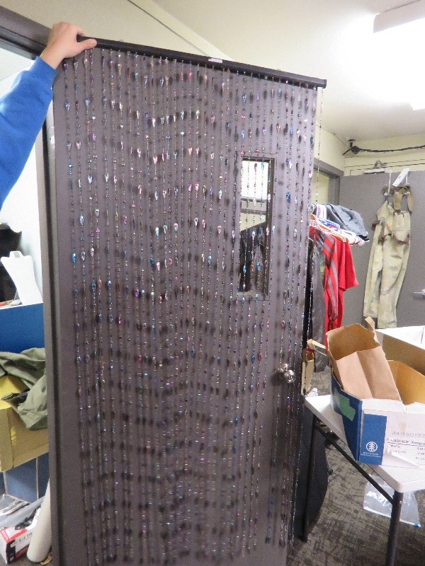 lot 180 image: Hippie Room Divider