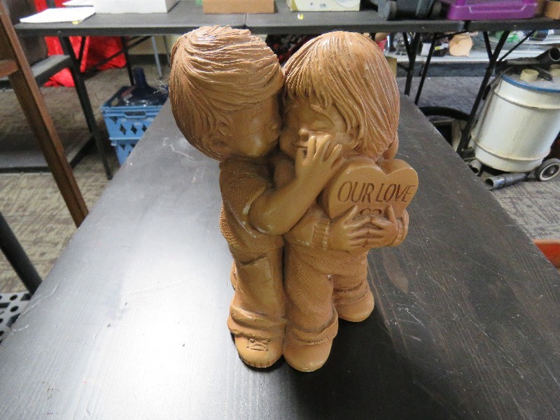 lot 224 image: figurine