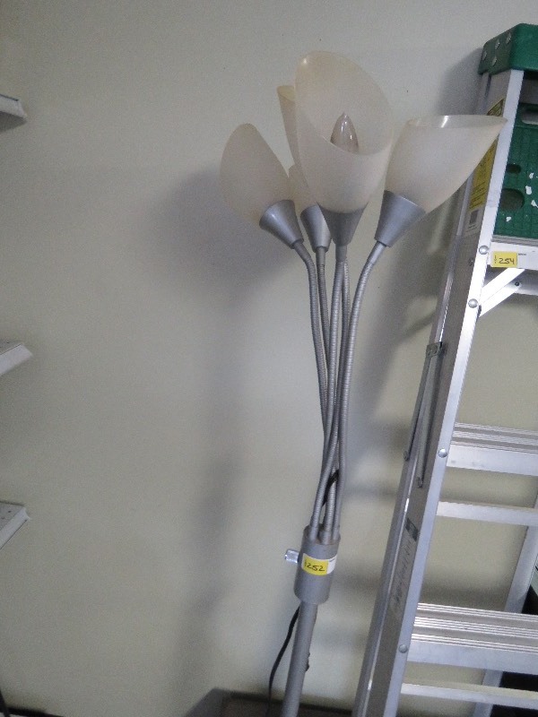 lot 252 image: floor lamp