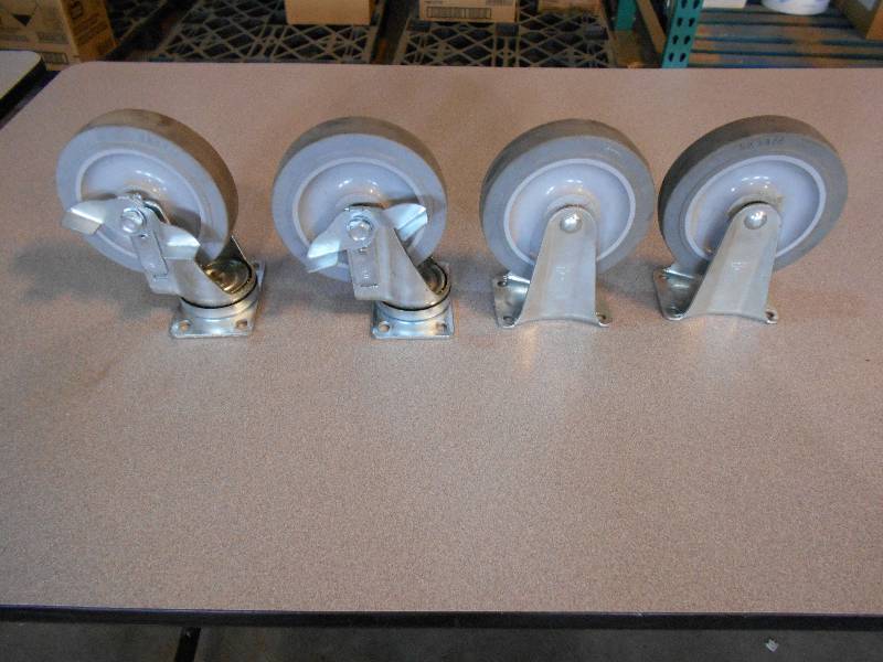 lot 65 image: Casters