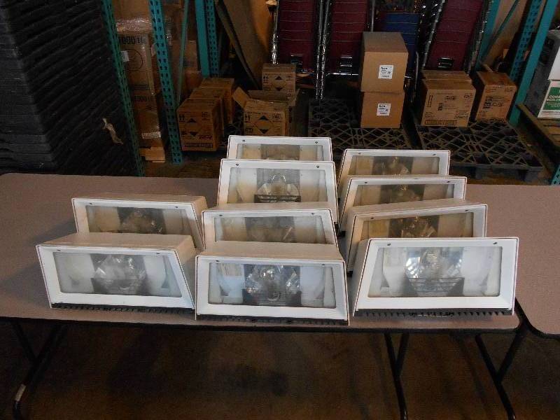 lot 68 image: Wall Mount Flood Lights