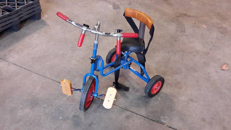 lot 74 image: Tricycle