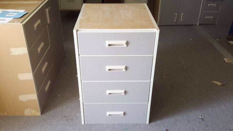 lot 148 image: Cabinet