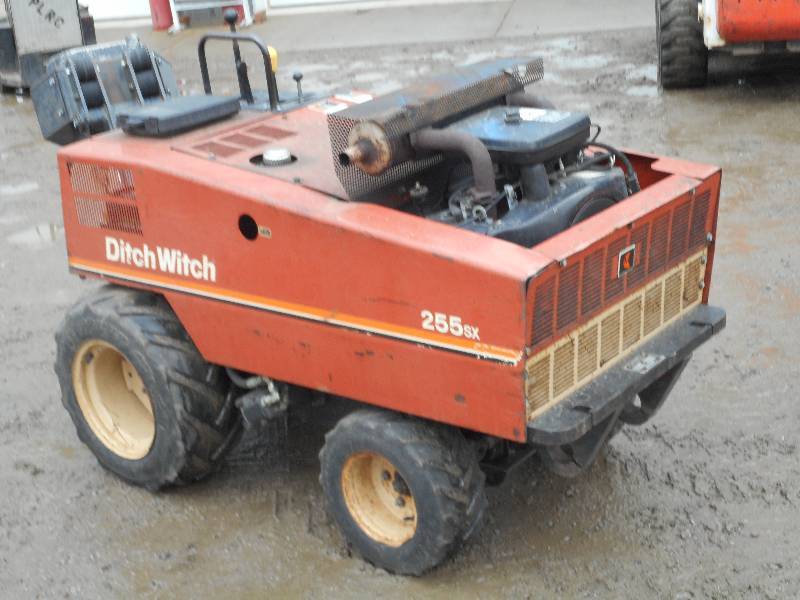 lot 2 image: Ditch Witch 255-SX Commercial TrencherCable Puller