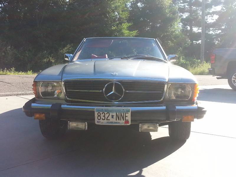 lot 1 image: 1975 Mercedes Benz SL 450 Convertible Roadster