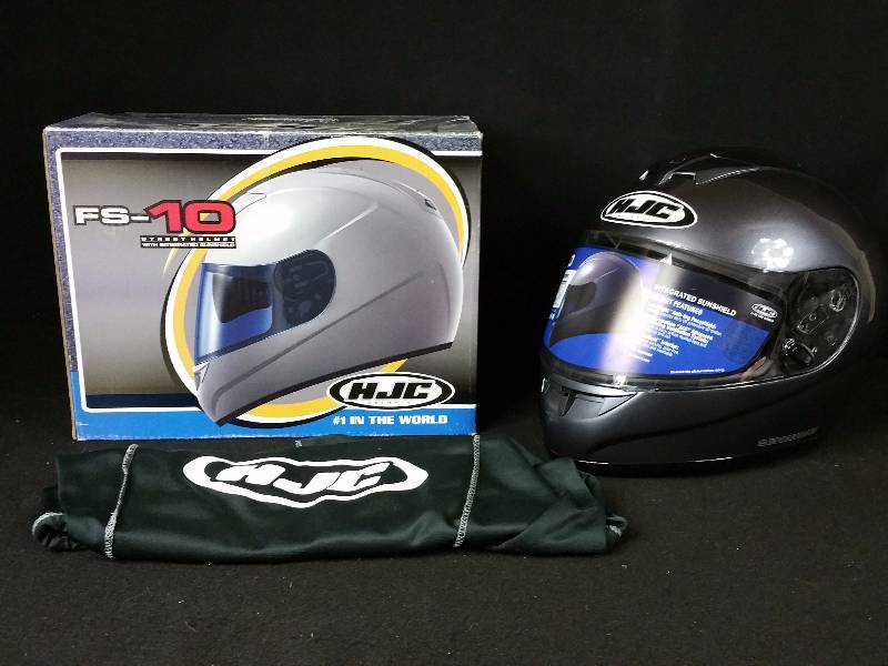 lot 23 image: HJC Motorcycle Helmet FS-10 Size Small