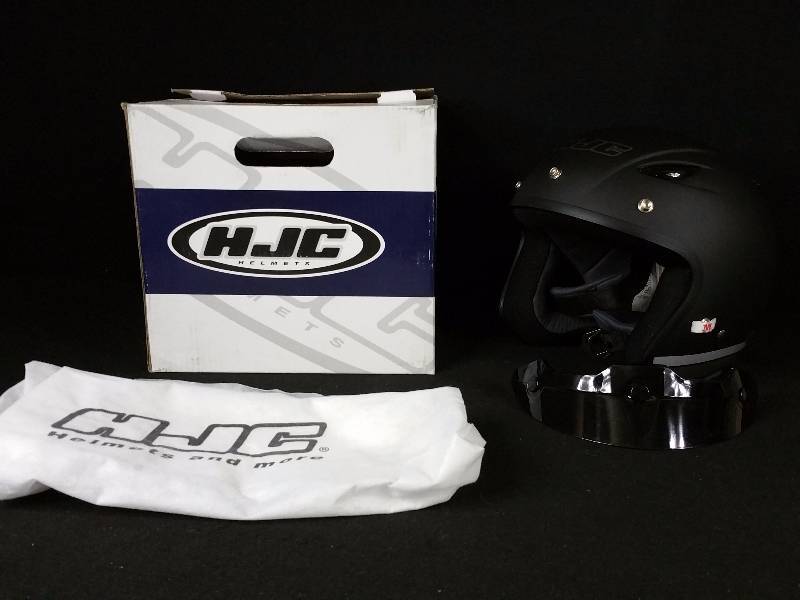lot 26 image: HJC Motorcycle Helmet CL-31 Medium