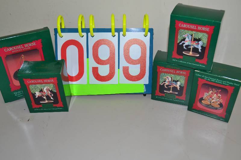 lot 99 image: Hallmark