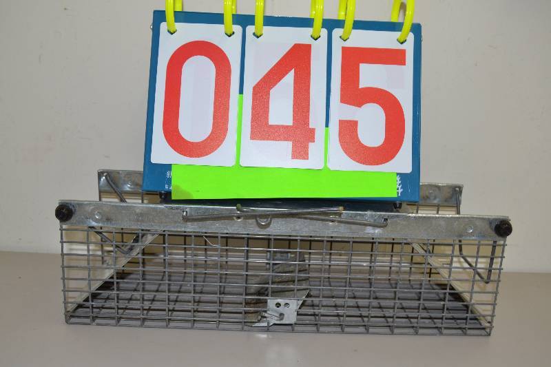 lot 45 image: Live Animal Trap
