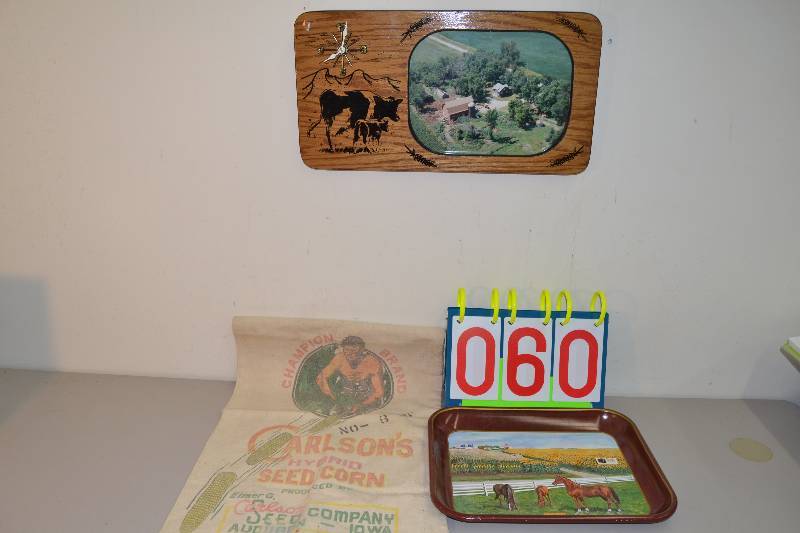 lot 60 image: Misc items