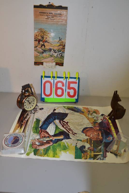 lot 65 image: Twins, wolf & clock