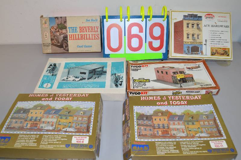 lot 69 image: Model Town Kits and Game