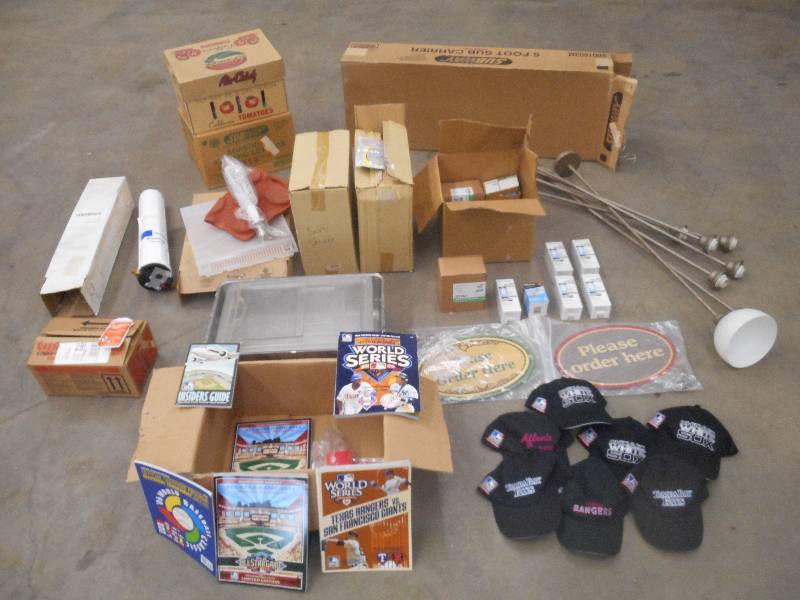 lot 31 image: Pallet Lot World Series Books, Bas...