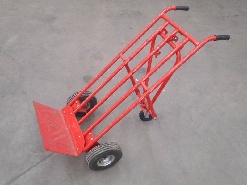 lot 70 image: Heavy Duty Steel Dolly With Pneamat...