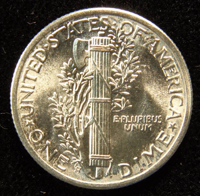 1944-S MERCURY SILVER DIME UNC FULL SPLIT BANDS
