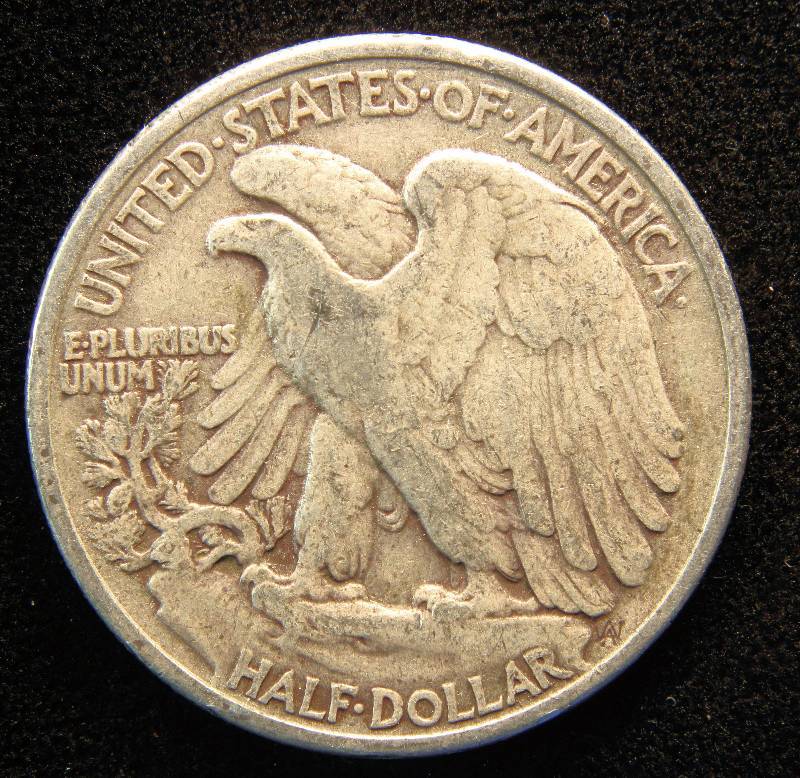 1943 WALKING LIBERTY SILVER HALF DOLLAR VF
