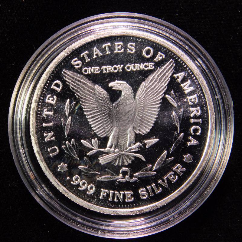 1 TROY OZ. .999 FINE SILVER 2016 MORGAN DOLLAR DESIGN IN AIRTITE HOLDER