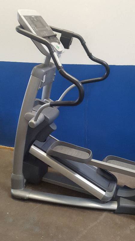 lot 8 image: Precor 546i Experience Line Incline Elliptical
