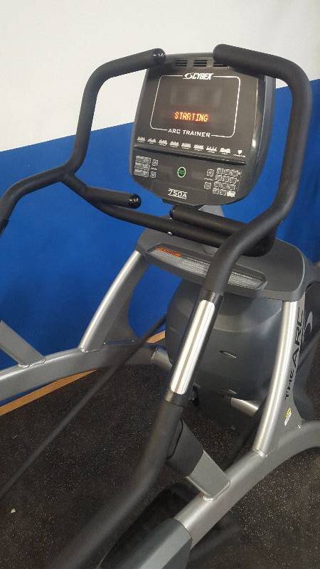 lot 10 image: Cybex 750A Arc Trainer Commercial Elliptical