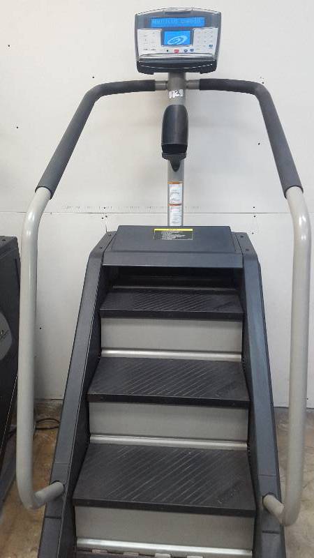 lot 13 image: Nautilus SM916 Commercial Grade Stepmill.  Metal steps.