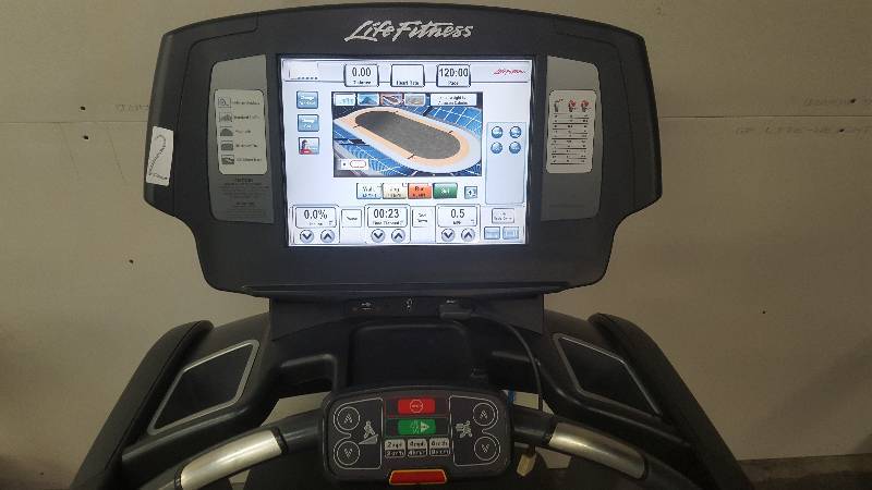 Life Fitness 95T Engage Treadmill. With 15 inch Touchscreen