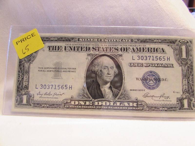 1935 E One Dollar Silver Certificate Uncirculated