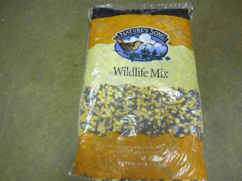 10 lb. bag of Natures Song wildlif...