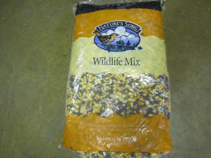 10 lb. bag of Natures Song wildlif...
