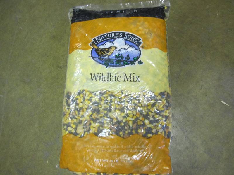 10 lb. bag of Natures Song wildlif...