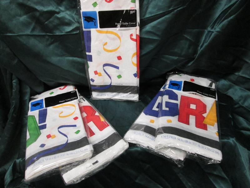 lot 12 image: Lot of 5 Graduation paper table clo...