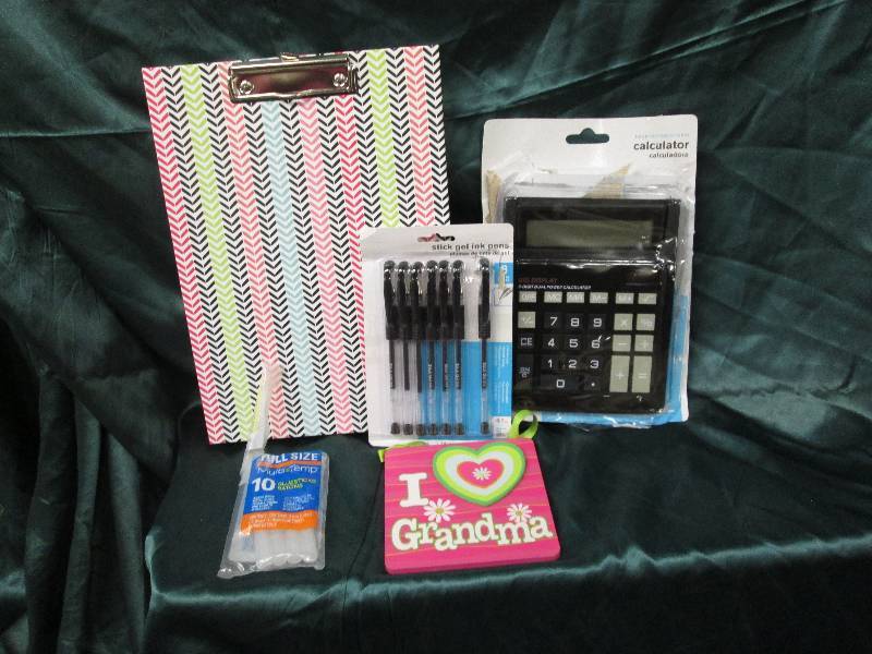 lot 48 image: Mixed lot Portfolio, calculator, g...