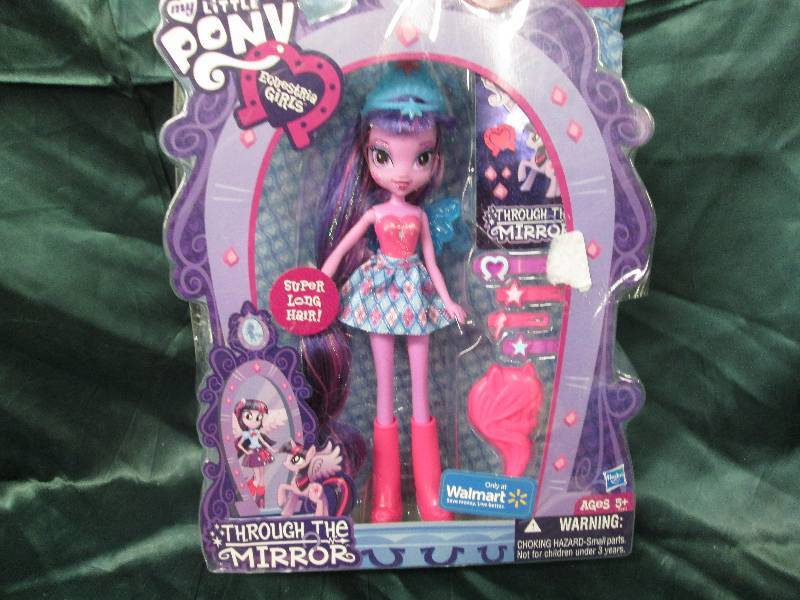 lot 77 image: My Little Pony Equestria Girls doll...