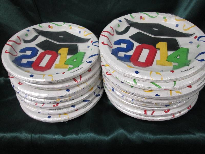 lot 84 image: Lot of 16 2014 cake plates ( Class...
