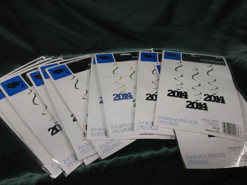 lot 90 image: Lot of 10  2014 Dizzy Danglers dec...