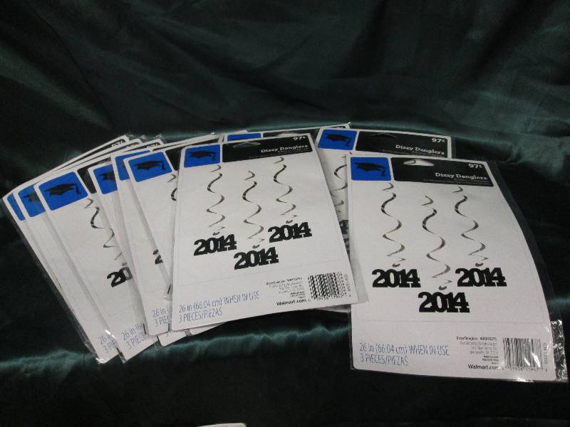 lot 91 image: Lot of 10  2014 Dizzy Danglers dec...