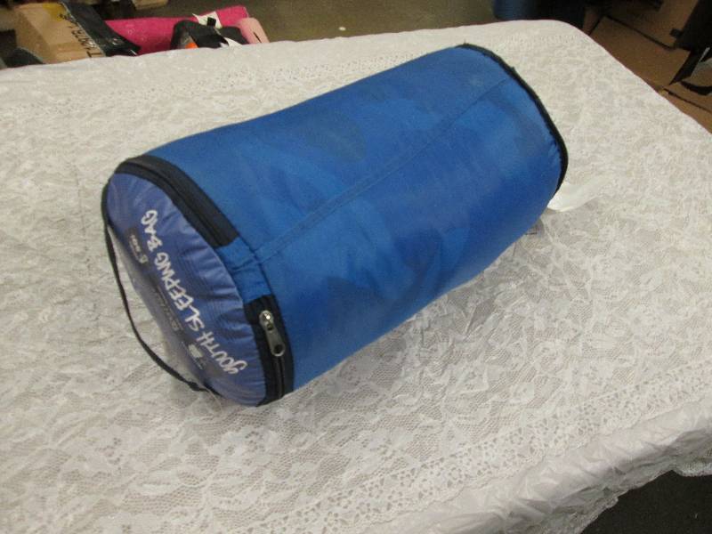 lot 108 image: Ozark Trail youth sleeping bag for ...