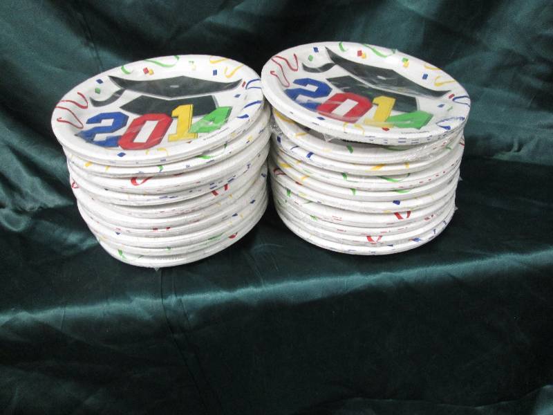 lot 142 image: Lot of 20 2014 cake plates ( Class...