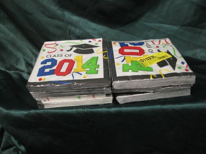 lot 145 image: Lot of 8 Class of 2014 napkins(Clas...