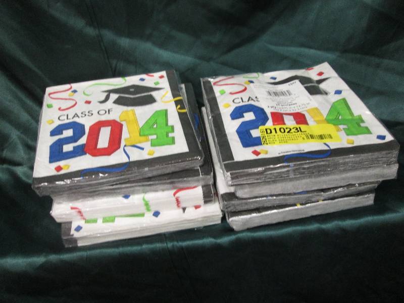 lot 147 image: Lot of 8 Class of 2014 napkins(Clas...
