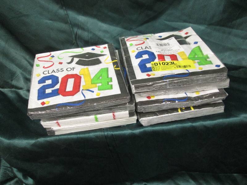 lot 148 image: Lot of 8 Class of 2014 napkins(Clas...