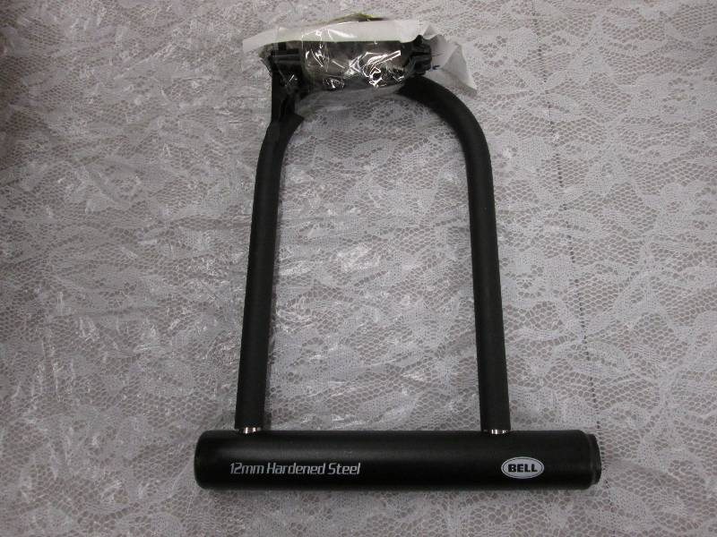 lot 170 image: Bell Hardened Steel 12mm bicycle lo...