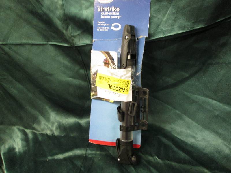lot 174 image: Bell Airstrike dual action frame pu...