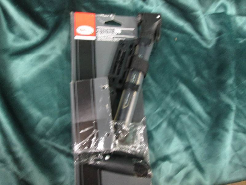 lot 177 image: Bell Airstrike dual action frame pu...