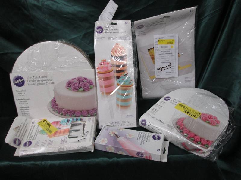 lot 182 image: Assorted Wilson products10 & 8 inc...